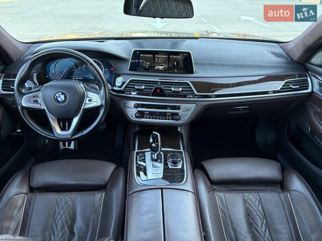 Черный БМВ 7 Серия, объемом двигателя 3 л и пробегом 160 тыс. км за 41500 $, фото 67 на Automoto.ua