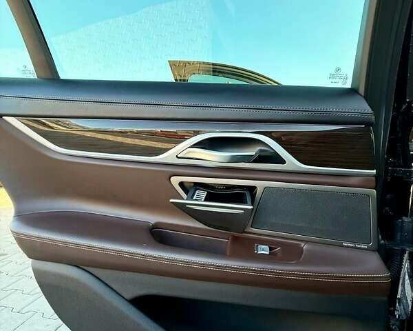 Черный БМВ 7 Серия, объемом двигателя 2.99 л и пробегом 116 тыс. км за 45000 $, фото 22 на Automoto.ua