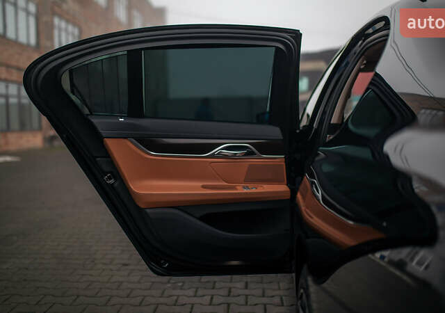 Черный БМВ 7 Серия, объемом двигателя 2.99 л и пробегом 243 тыс. км за 39000 $, фото 32 на Automoto.ua