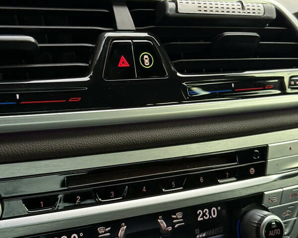 Чорний БМВ 7 Серія, об'ємом двигуна 2.99 л та пробігом 117 тис. км за 45000 $, фото 37 на Automoto.ua