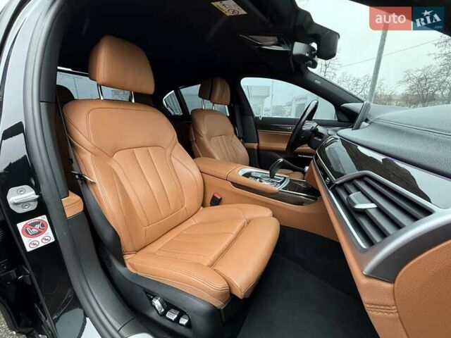 Черный БМВ 7 Серия, объемом двигателя 2 л и пробегом 175 тыс. км за 36999 $, фото 14 на Automoto.ua