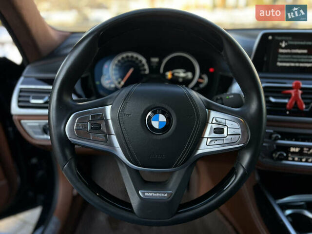 Черный БМВ 7 Серия, объемом двигателя 4.39 л и пробегом 30 тыс. км за 72000 $, фото 8 на Automoto.ua