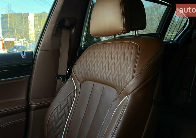 Черный БМВ 7 Серия, объемом двигателя 4.39 л и пробегом 30 тыс. км за 72000 $, фото 16 на Automoto.ua