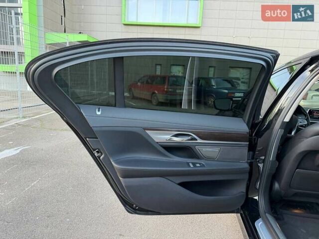 Черный БМВ 7 Серия, объемом двигателя 3 л и пробегом 130 тыс. км за 29000 $, фото 47 на Automoto.ua