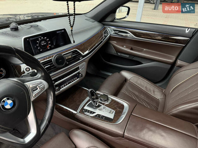 Черный БМВ 7 Серия, объемом двигателя 4.39 л и пробегом 157 тыс. км за 29700 $, фото 14 на Automoto.ua