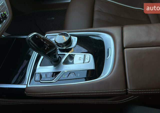 Черный БМВ 7 Серия, объемом двигателя 4.39 л и пробегом 30 тыс. км за 72000 $, фото 23 на Automoto.ua