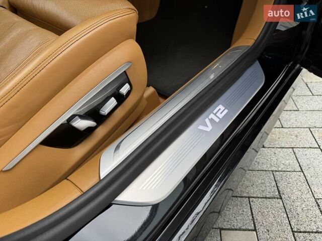 Чорний БМВ 7 Серія, об'ємом двигуна 6.59 л та пробігом 177 тис. км за 38900 $, фото 40 на Automoto.ua