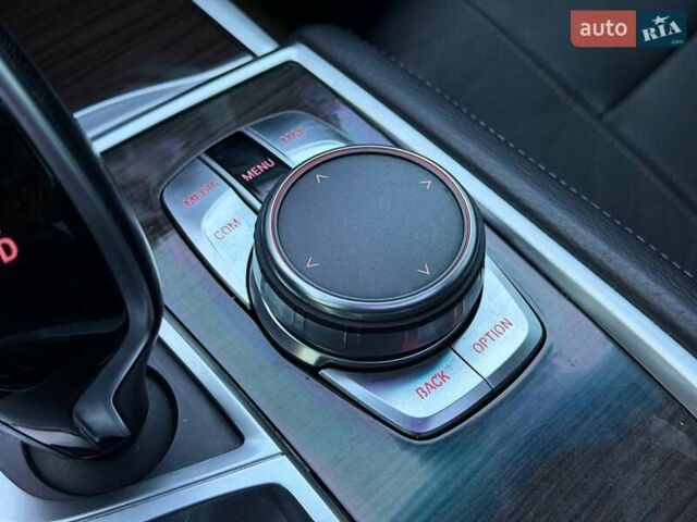 Черный БМВ 7 Серия, объемом двигателя 3 л и пробегом 130 тыс. км за 29000 $, фото 76 на Automoto.ua