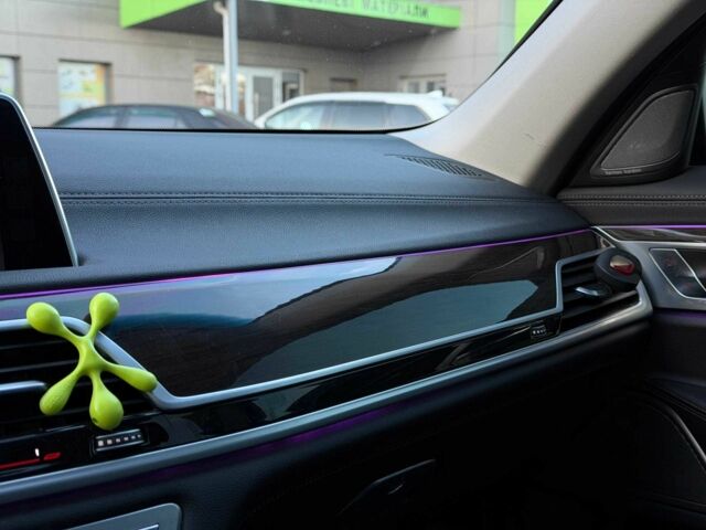 Черный БМВ 7 Серия, объемом двигателя 3 л и пробегом 130 тыс. км за 29000 $, фото 21 на Automoto.ua