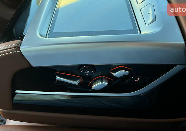 Черный БМВ 7 Серия, объемом двигателя 4.39 л и пробегом 30 тыс. км за 72000 $, фото 42 на Automoto.ua