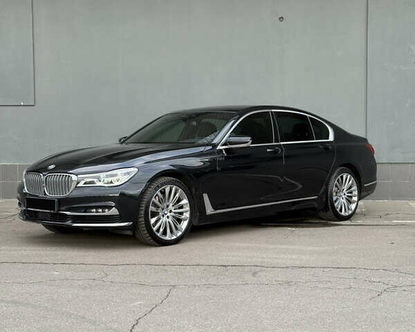 Чорний БМВ 7 Серія, об'ємом двигуна 2.99 л та пробігом 117 тис. км за 45000 $, фото 5 на Automoto.ua