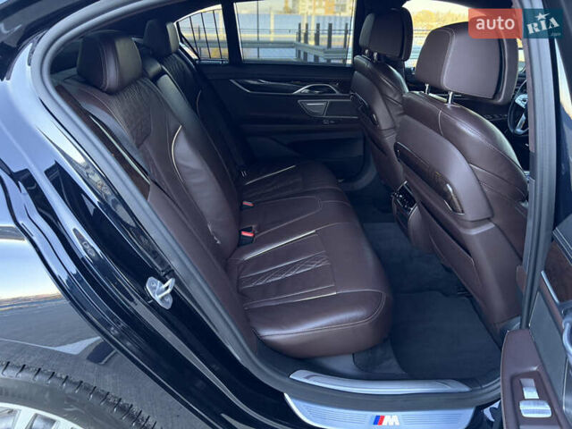 Черный БМВ 7 Серия, объемом двигателя 3 л и пробегом 160 тыс. км за 41500 $, фото 26 на Automoto.ua