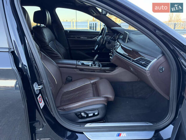 Черный БМВ 7 Серия, объемом двигателя 3 л и пробегом 160 тыс. км за 41500 $, фото 23 на Automoto.ua