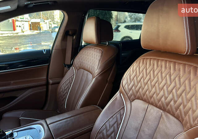 Черный БМВ 7 Серия, объемом двигателя 4.39 л и пробегом 30 тыс. км за 72000 $, фото 28 на Automoto.ua