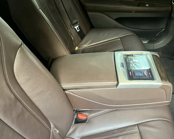 Черный БМВ 7 Серия, объемом двигателя 3 л и пробегом 218 тыс. км за 36500 $, фото 36 на Automoto.ua