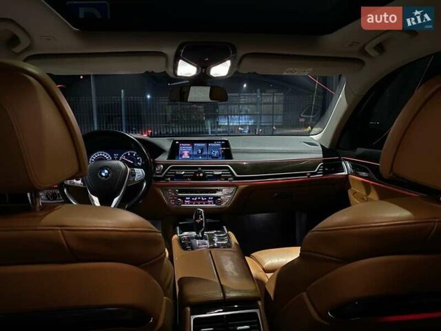 Черный БМВ 7 Серия, объемом двигателя 2.99 л и пробегом 240 тыс. км за 37000 $, фото 4 на Automoto.ua