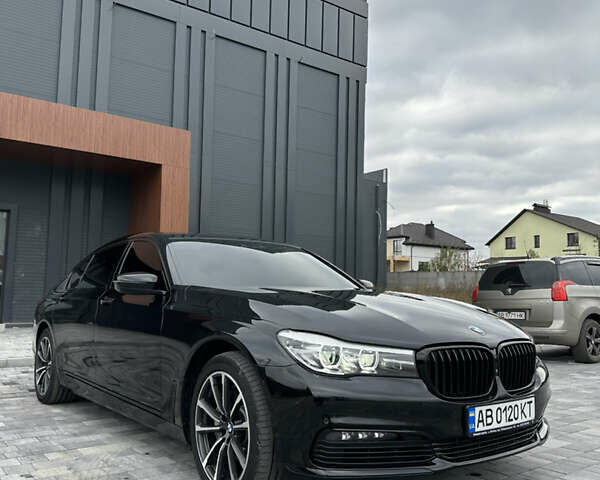 Черный БМВ 7 Серия, объемом двигателя 3 л и пробегом 147 тыс. км за 36000 $, фото 1 на Automoto.ua