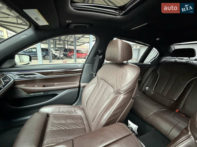 Черный БМВ 7 Серия, объемом двигателя 4.39 л и пробегом 157 тыс. км за 29700 $, фото 25 на Automoto.ua