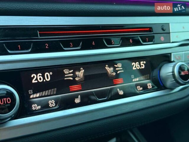 Черный БМВ 7 Серия, объемом двигателя 3 л и пробегом 130 тыс. км за 29000 $, фото 72 на Automoto.ua