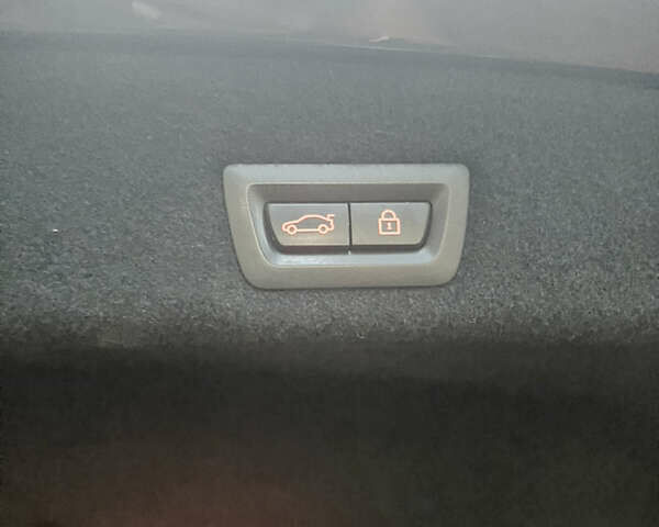 Черный БМВ 7 Серия, объемом двигателя 3 л и пробегом 218 тыс. км за 36500 $, фото 9 на Automoto.ua