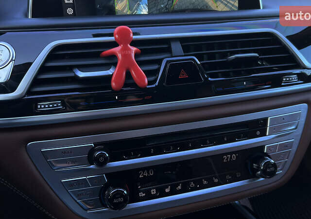 Черный БМВ 7 Серия, объемом двигателя 4.39 л и пробегом 30 тыс. км за 72000 $, фото 11 на Automoto.ua