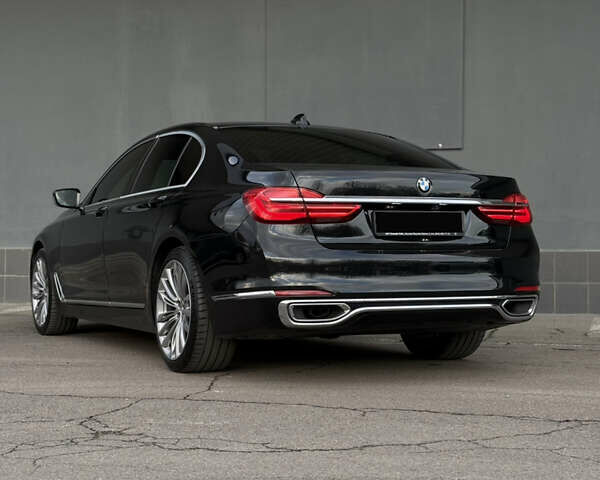 Чорний БМВ 7 Серія, об'ємом двигуна 2.99 л та пробігом 117 тис. км за 45000 $, фото 19 на Automoto.ua