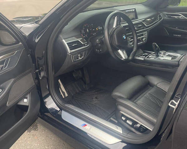 Черный БМВ 7 Серия, объемом двигателя 2.99 л и пробегом 183 тыс. км за 38900 $, фото 21 на Automoto.ua