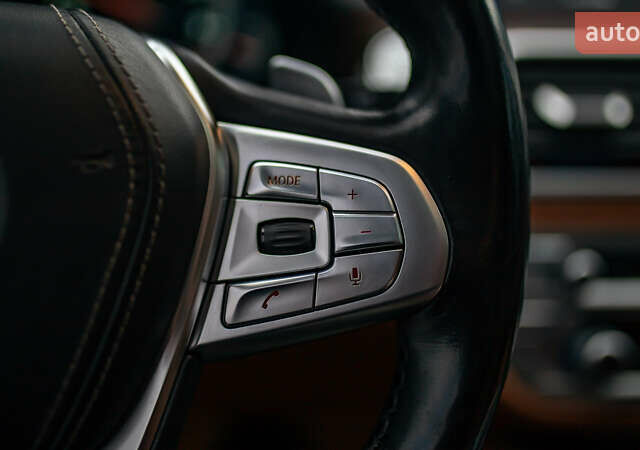 Черный БМВ 7 Серия, объемом двигателя 2.99 л и пробегом 243 тыс. км за 39000 $, фото 99 на Automoto.ua