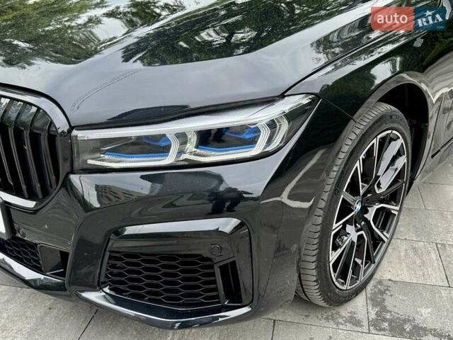 Чорний БМВ 7 Серія, об'ємом двигуна 6.59 л та пробігом 177 тис. км за 38900 $, фото 23 на Automoto.ua