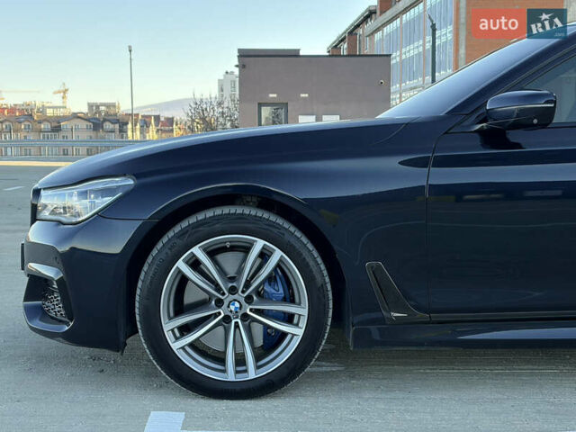 Черный БМВ 7 Серия, объемом двигателя 3 л и пробегом 160 тыс. км за 38500 $, фото 8 на Automoto.ua