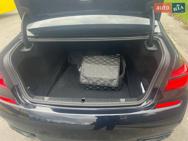 Черный БМВ 7 Серия, объемом двигателя 2.99 л и пробегом 183 тыс. км за 38900 $, фото 41 на Automoto.ua