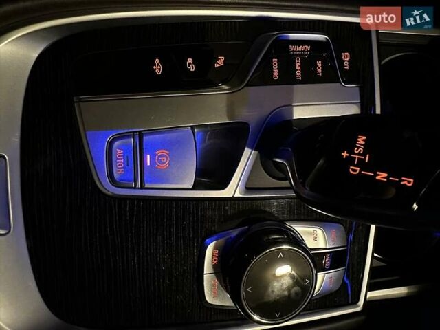Черный БМВ 7 Серия, объемом двигателя 2.99 л и пробегом 74 тыс. км за 59000 $, фото 7 на Automoto.ua