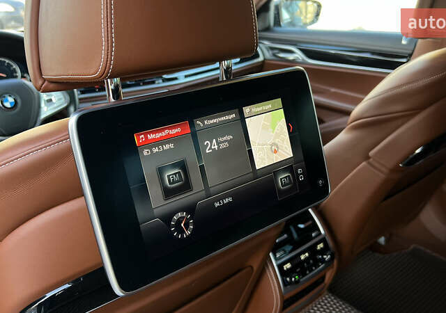 Черный БМВ 7 Серия, объемом двигателя 4.39 л и пробегом 30 тыс. км за 72000 $, фото 35 на Automoto.ua