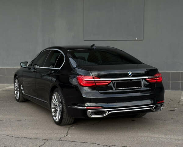 Чорний БМВ 7 Серія, об'ємом двигуна 2.99 л та пробігом 117 тис. км за 45000 $, фото 20 на Automoto.ua