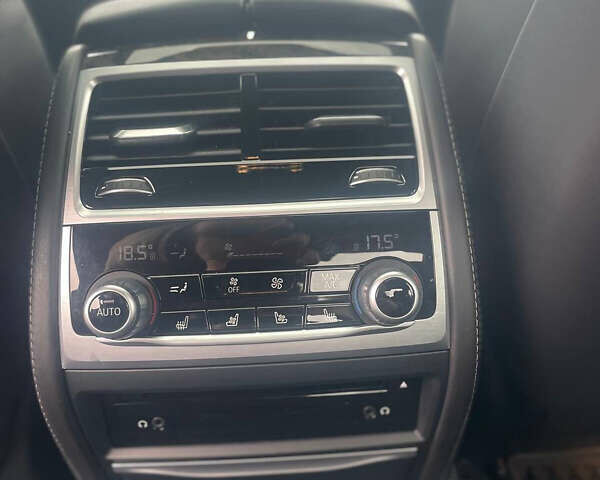 Черный БМВ 7 Серия, объемом двигателя 2.99 л и пробегом 183 тыс. км за 38900 $, фото 24 на Automoto.ua