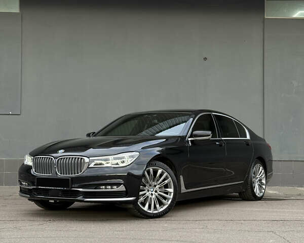 Чорний БМВ 7 Серія, об'ємом двигуна 2.99 л та пробігом 117 тис. км за 45000 $, фото 2 на Automoto.ua