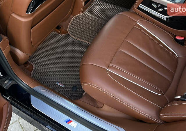 Черный БМВ 7 Серия, объемом двигателя 4.39 л и пробегом 30 тыс. км за 72000 $, фото 32 на Automoto.ua