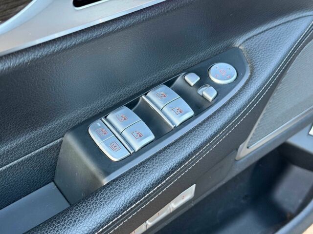 Черный БМВ 7 Серия, объемом двигателя 3 л и пробегом 130 тыс. км за 29000 $, фото 13 на Automoto.ua