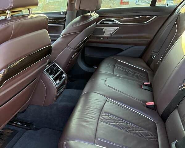 Черный БМВ 7 Серия, объемом двигателя 2.99 л и пробегом 116 тыс. км за 45000 $, фото 8 на Automoto.ua