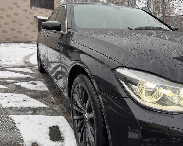 Чорний БМВ 7 Серія, об'ємом двигуна 2 л та пробігом 143 тис. км за 35000 $, фото 16 на Automoto.ua