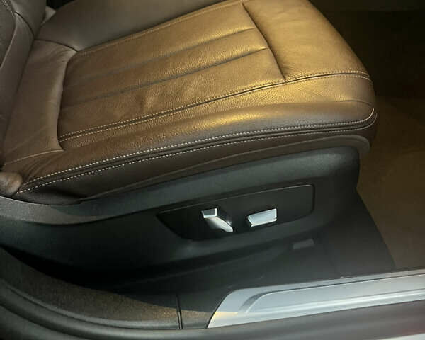 Черный БМВ 7 Серия, объемом двигателя 3 л и пробегом 218 тыс. км за 36500 $, фото 27 на Automoto.ua