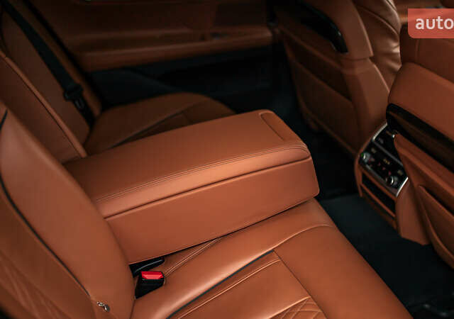 Черный БМВ 7 Серия, объемом двигателя 2.99 л и пробегом 243 тыс. км за 39000 $, фото 56 на Automoto.ua