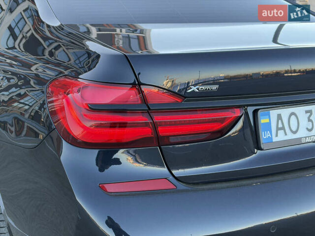 Черный БМВ 7 Серия, объемом двигателя 3 л и пробегом 160 тыс. км за 38500 $, фото 17 на Automoto.ua