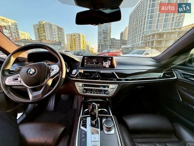 Черный БМВ 7 Серия, объемом двигателя 2.99 л и пробегом 116 тыс. км за 45000 $, фото 1 на Automoto.ua