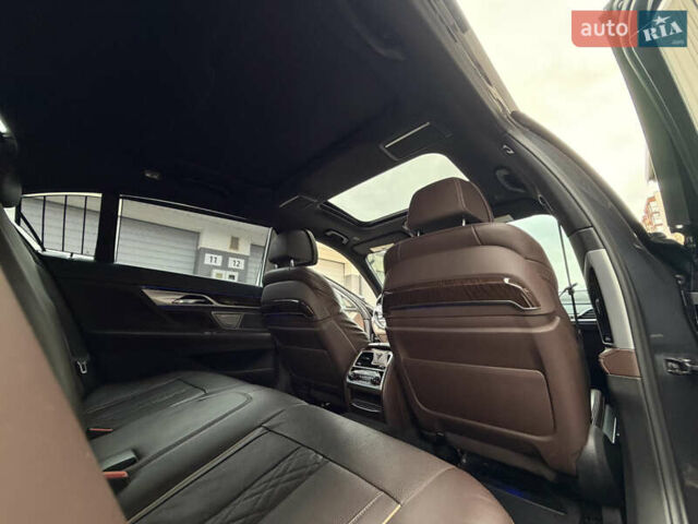Черный БМВ 7 Серия, объемом двигателя 4.39 л и пробегом 157 тыс. км за 29700 $, фото 19 на Automoto.ua