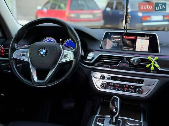 Черный БМВ 7 Серия, объемом двигателя 3 л и пробегом 130 тыс. км за 29000 $, фото 55 на Automoto.ua