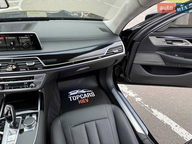 Черный БМВ 7 Серия, объемом двигателя 2.98 л и пробегом 136 тыс. км за 32800 $, фото 70 на Automoto.ua