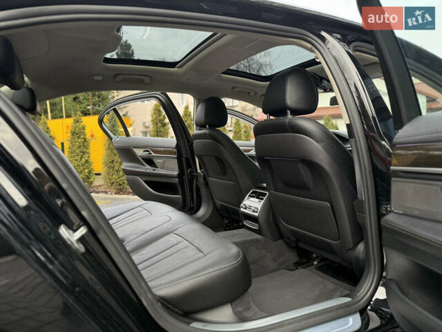 Чорний БМВ 7 Серія, об'ємом двигуна 2.98 л та пробігом 71 тис. км за 28990 $, фото 78 на Automoto.ua