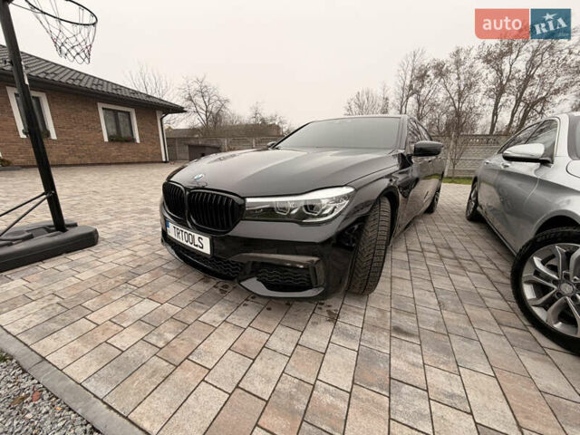 Чорний БМВ 7 Серія, об'ємом двигуна 3 л та пробігом 179 тис. км за 35000 $, фото 4 на Automoto.ua