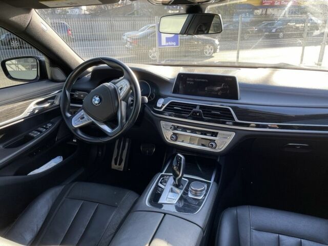 Черный БМВ 7 Серия, объемом двигателя 3 л и пробегом 60 тыс. км за 36500 $, фото 7 на Automoto.ua